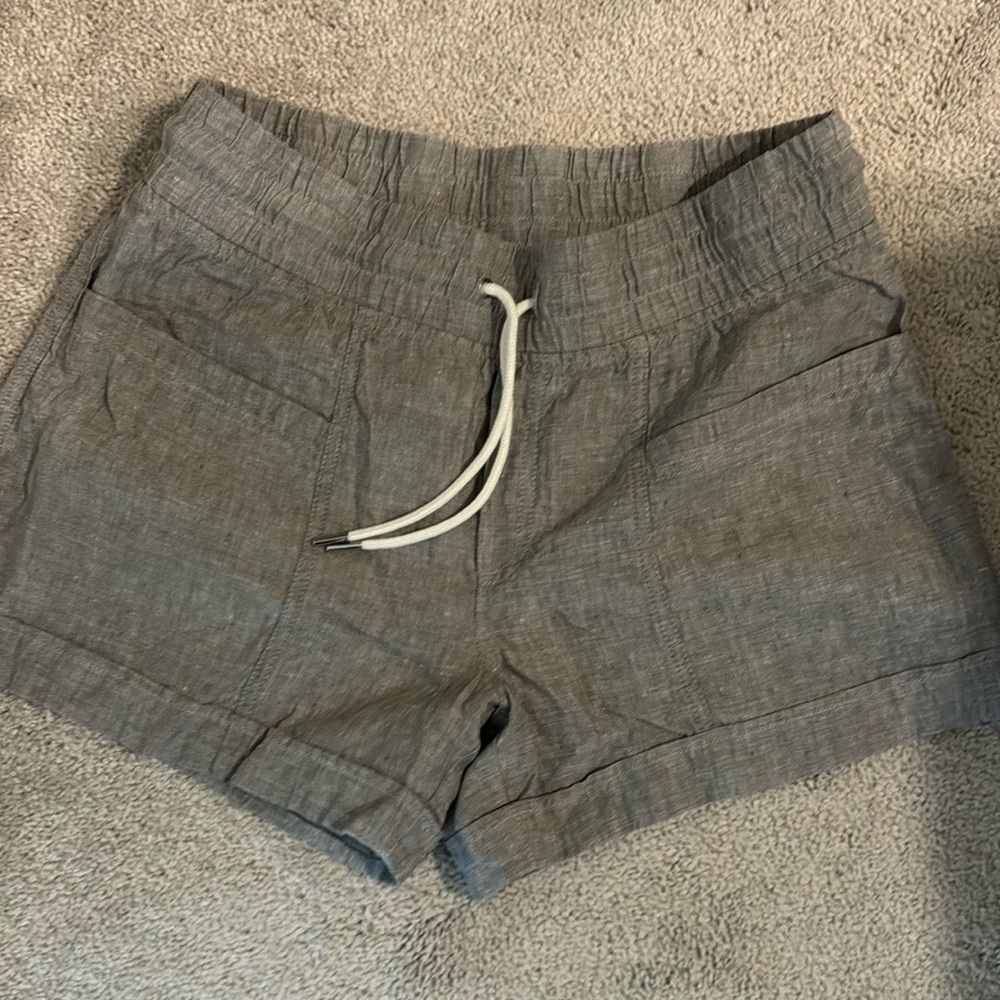 Athleta Cabo linen short grey size 12